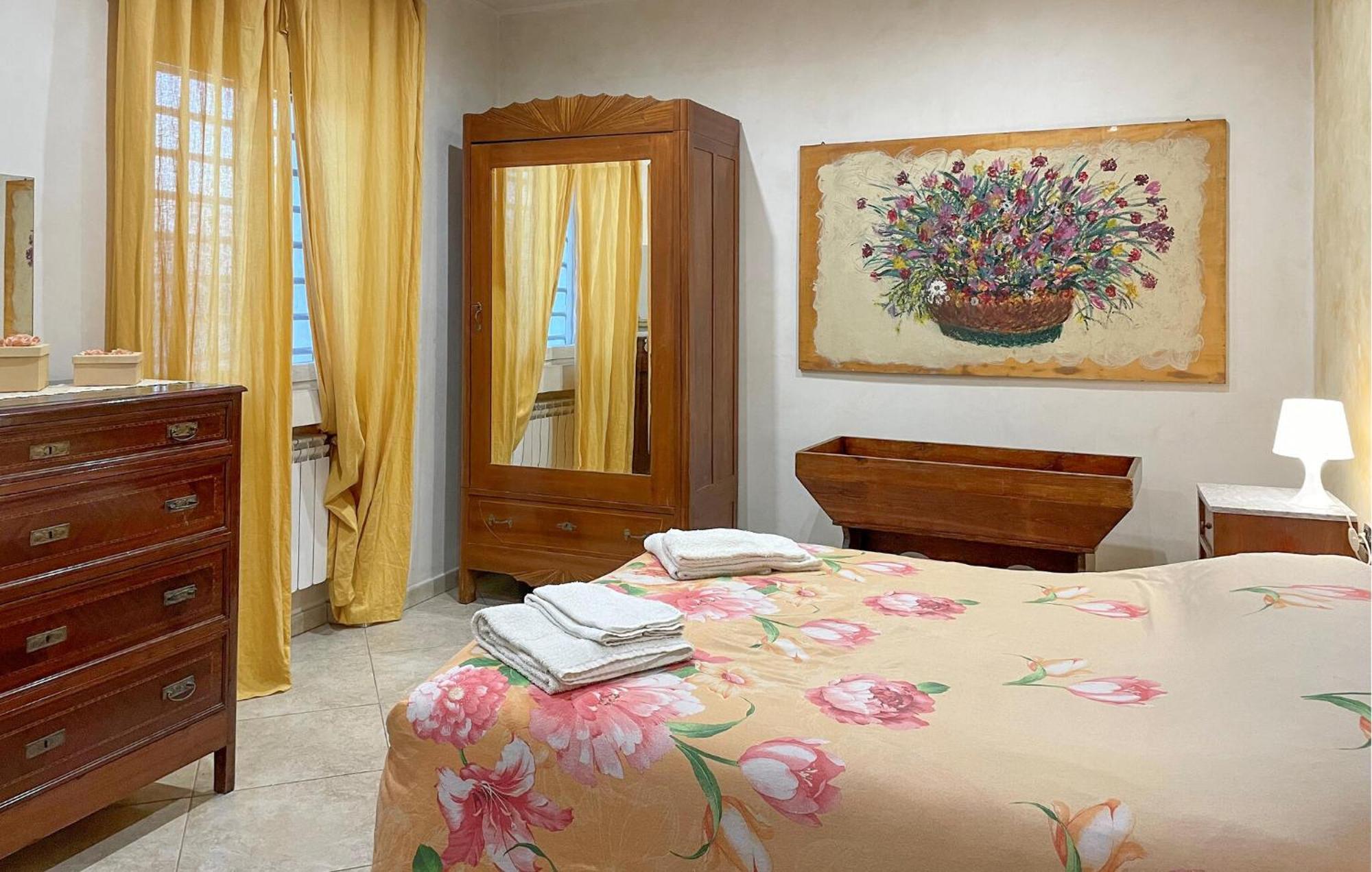 Awesome Apartment In Bari With Wifi Luaran gambar